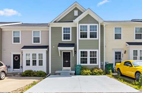 305 Kingsbury Court, White Hall, WV 26554