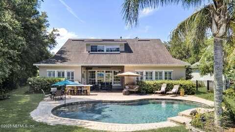 1944 GLENFIELD CROSSING Court, Saint Augustine, FL 32092