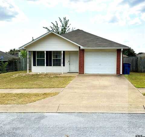 1110 Woodlands Park Dr, Lindale, TX 75771
