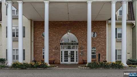 2 Richmond Road 306, West Milford, NJ 07480