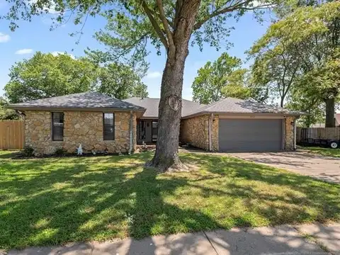 6409 Trail Drive, Bartlesville, OK 74006