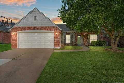 12522 S Cedar Avenue, Jenks, OK 74037