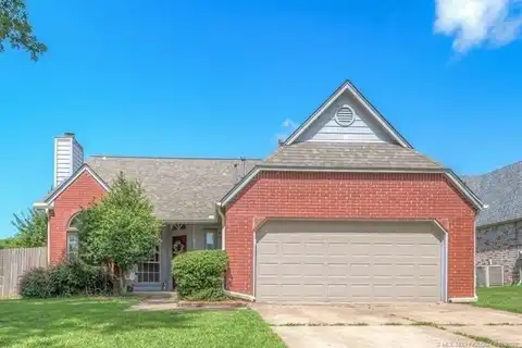 9528 S 93rd East Avenue, Tulsa, OK 74133