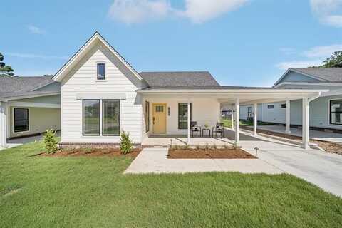 212 S Bluff Street, Catoosa, OK 74015