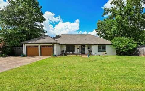 3445 E 57th Place, Tulsa, OK 74135