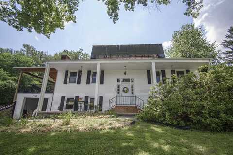 423 Ridgeview Drive, Blacksburg, VA 24060