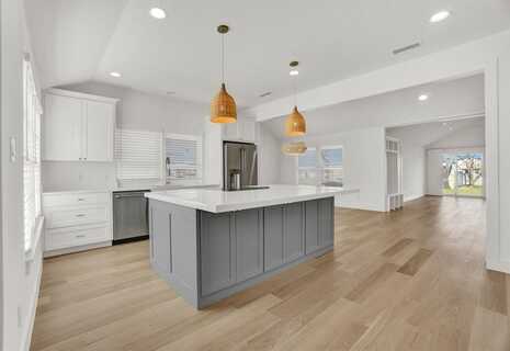 301 E Wall Street, Grapevine, TX 76051