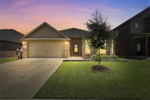 13621 Fehrman Road, Crowley, TX 76036