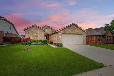 429 Foxcraft Drive, Fort Worth, TX 76131