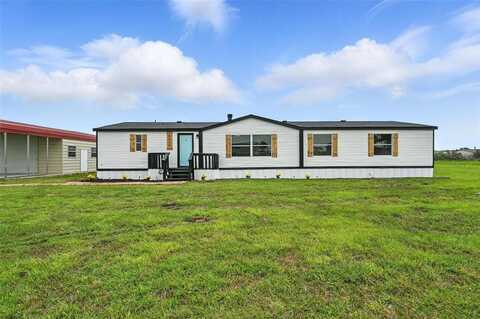 8425 Longhorn Drive, Justin, TX 76247