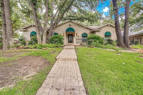 2303 Shadydale Drive, Arlington, TX 76012