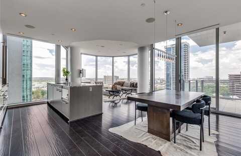 2900 Mckinnon Street, Dallas, TX 75201