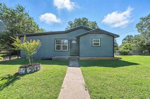 1003 SE 1st Avenue, Mineral Wells, TX 76067