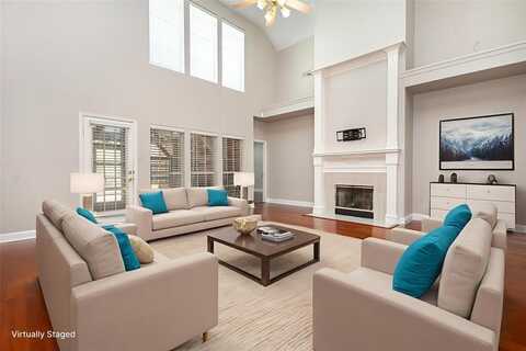 213 Sherwood Drive, Murphy, TX 75094