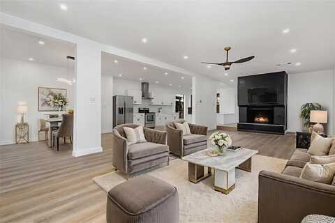 4942 Thunder Road, Dallas, TX 75244