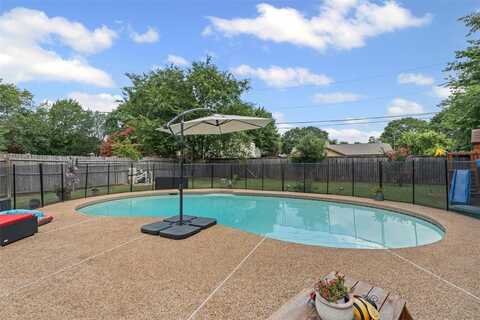 6737 Oliver Drive, North Richland Hills, TX 76180