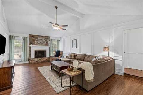 6737 Oliver Drive, North Richland Hills, TX 76180