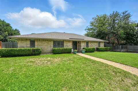 3895 Antigua Circle, Dallas, TX 75244