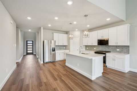 6624 Coyote Valley Trail, Fort Worth, TX 76036