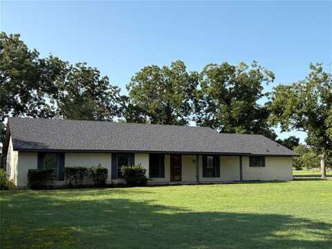713 E Peel Street, Pilot Point, TX 76258