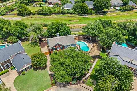 3312 John Court N, Hurst, TX 76054