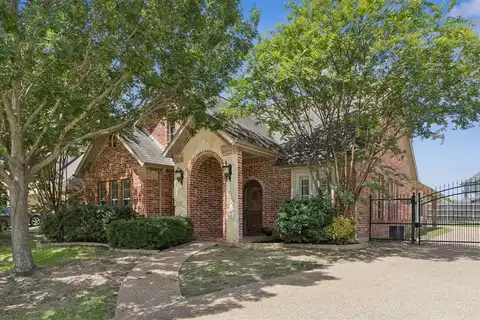 6802 Westfield Court, Arlington, TX 76001