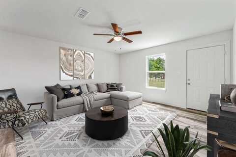 415 county road 730, Bluff Dale, TX 76433
