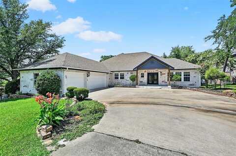 102 Noweta Place, Lake Kiowa, TX 76240