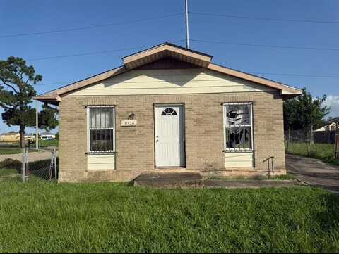 10450 Heritage, New Orleans, LA 70127