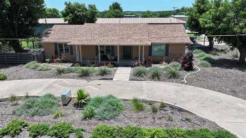 533 N 1ST Street, Albany, TX 76430