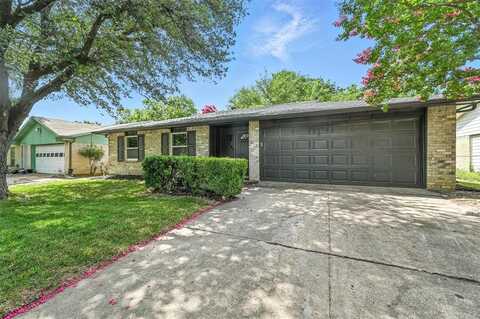 425 E Ferndale Lane, Grand Prairie, TX 75052
