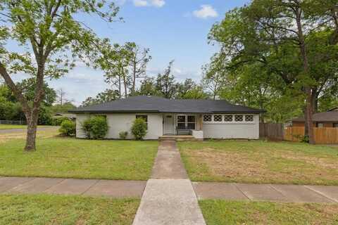 2203 Glenwood Lane, Denton, TX 76209