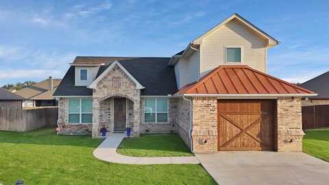 940 E 5th Street, Springtown, TX 76082
