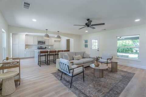 10638 Sylvia Drive, Dallas, TX 75228