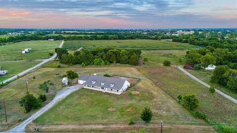614 Jim Cannon Road, Van Alstyne, TX 75495