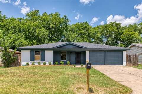 3904 Hilldale Road, Fort Worth, TX 76119