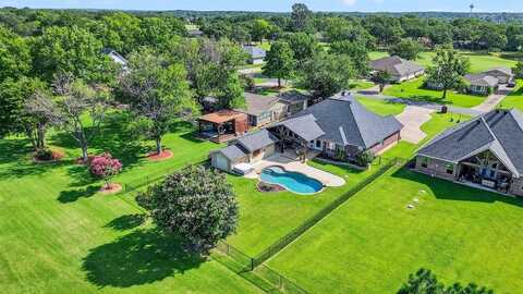 306 Navajo Trail, Lake Kiowa, TX 76240
