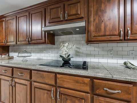 5804 Southeast 7th Street, Midwest City, OK 73110