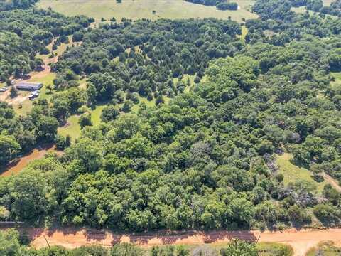 Williams Road, Wellston, OK 74881