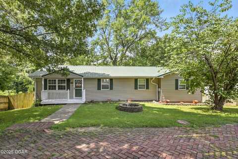 1515 Hilldale Drive, Neosho, MO 64850