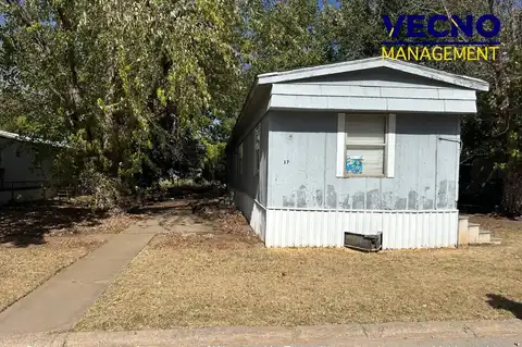201 S Preston Rd., Burkburnett, TX 76354