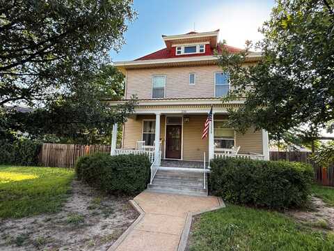 209 N Cedar St, Stockton, KS 67669
