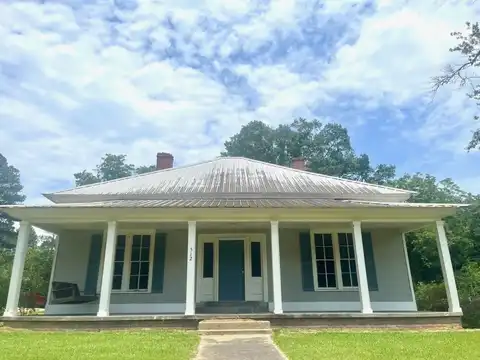 512 S. Natchez Street, Kosciusko, MS 39090