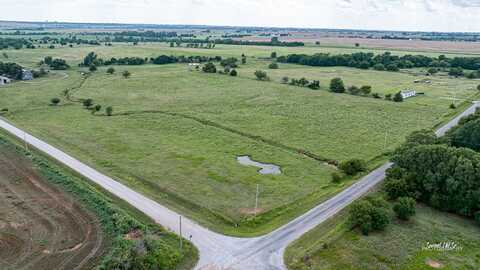 301 E Wheat Capital Rd, Enid, OK 73701
