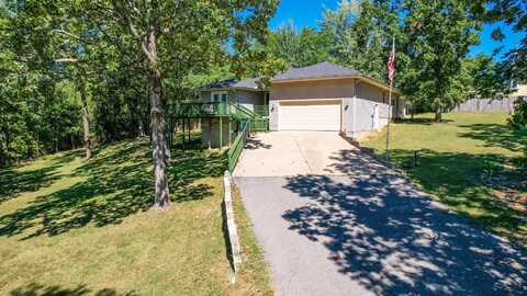 61 Doreen Drive, Mountain Home, AR 72653
