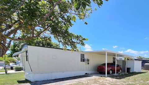 272 Sable Dr, North Fort Myers, FL 33917