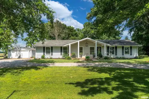 1801 Old Creal Springs Road, Marion, IL 62959
