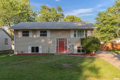 1617 13TH Street, Silvis, IL 61282