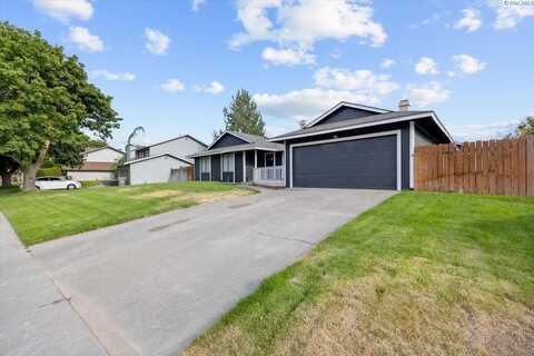 8403 W Grand Ronde, Kennewick, WA 99336