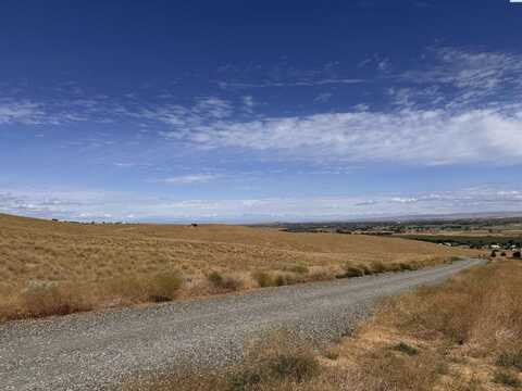27905 Richards Rd, Prosser, WA 99350